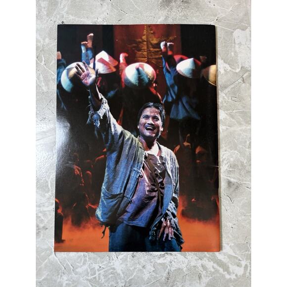 MISS SAIGON - Tour Souvenir Brochure Touring Cast 2002-2003 - Picture 7 of 7